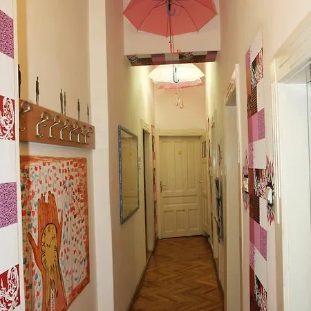 Hostel Time *