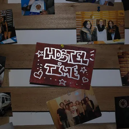 Hostel Time *