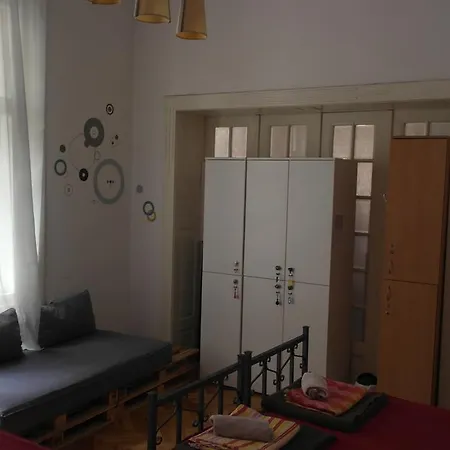 Time Hostel *